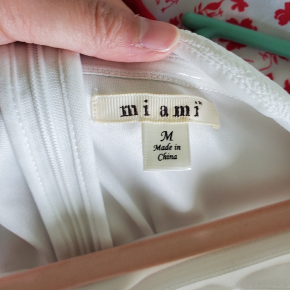 MIAMI OFF SHOULDER DRESS SIZE MEDIUM - Picture 5 of 7